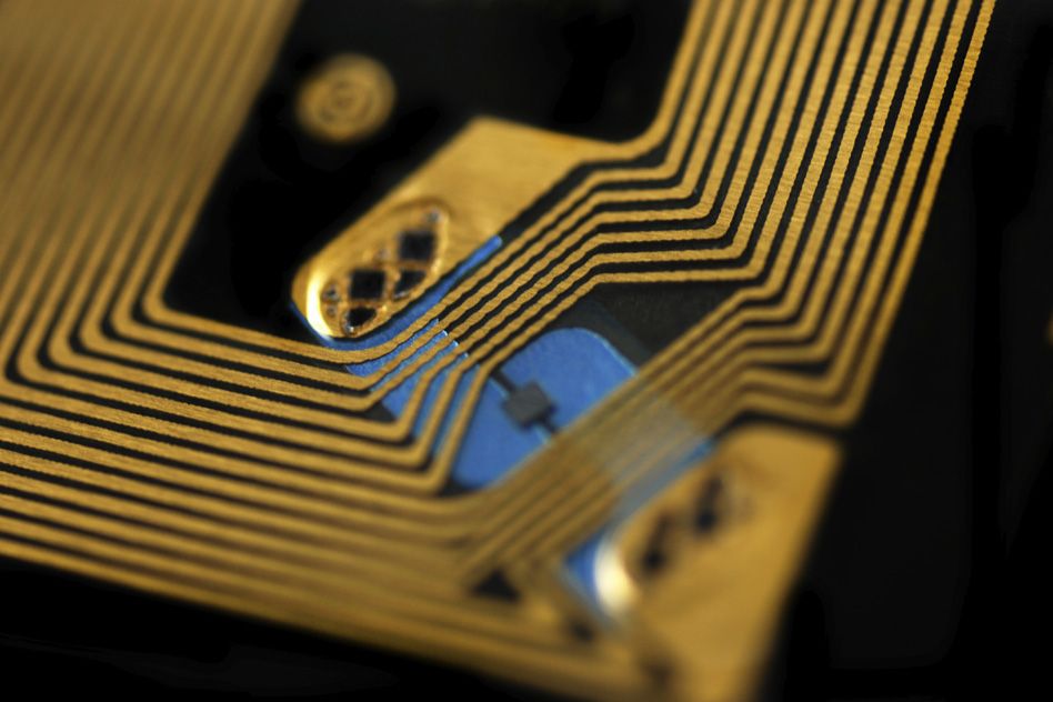 Πώς η RFID επιτρέπει την ορατότητα από άκρο σε άκρο στη σύγχρονη βιομηχανία