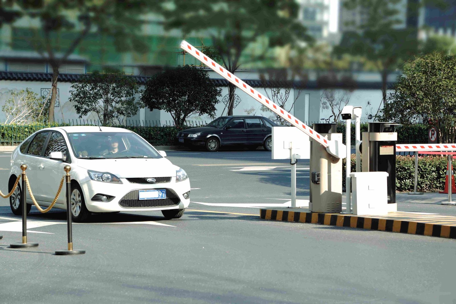 Γιατί η τεχνολογία UHF RFID μεταμορφώνει τη διαχείριση παρουσίας και τον έλεγχο πρόσβασης οχημάτων